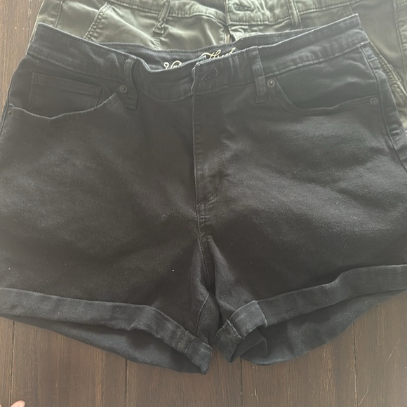 3 pack of shorts - Picture 5 of 6